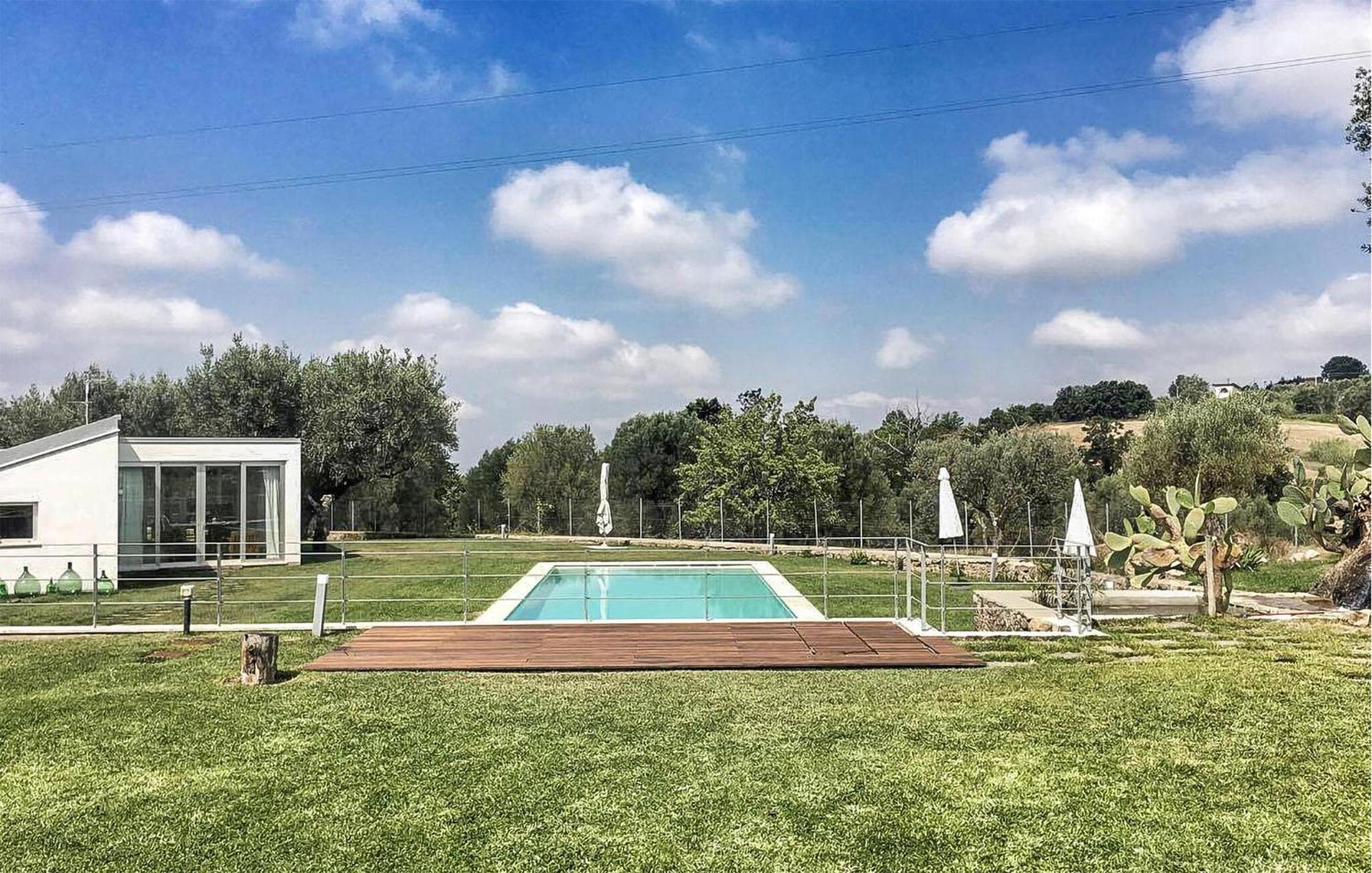 Awesome Home In Vallo Della Lucania With Wifi Exterior photo